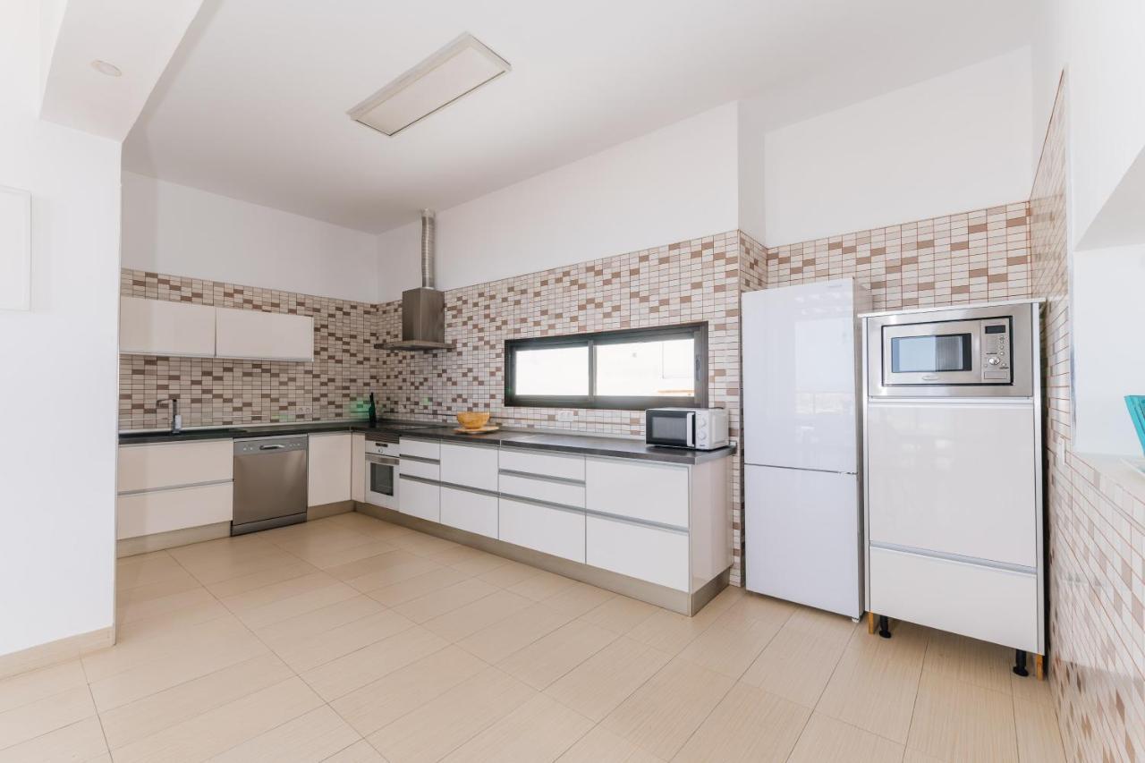 Sunset White Villa - Ocean View, Jakuzzi, Heated Pool, Air-Conditioning, Grill Playa de las Americas  Exteriér fotografie