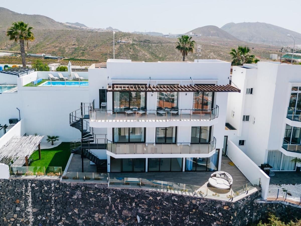 Sunset White Villa - Ocean View, Jakuzzi, Heated Pool, Air-Conditioning, Grill Playa de las Americas  Exteriér fotografie