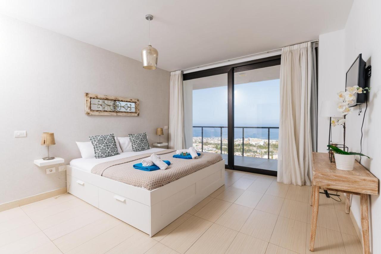 Sunset White Villa - Ocean View, Jakuzzi, Heated Pool, Air-Conditioning, Grill Playa de las Americas  Exteriér fotografie